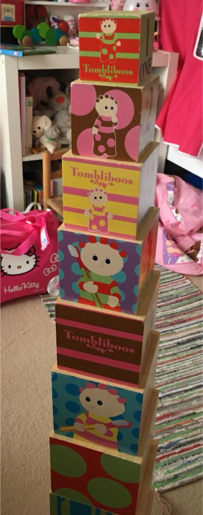 in the night garden wooden stacking blocks